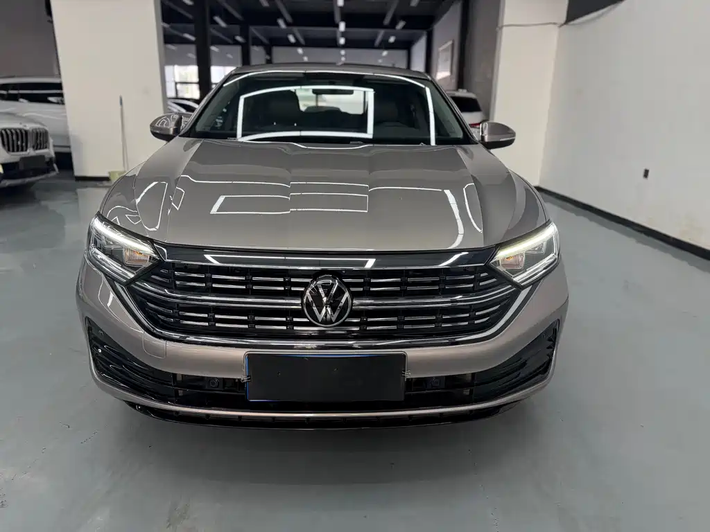 Volkswagen Sagitar 2023