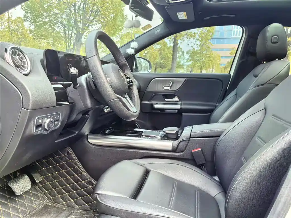 Mercedes-Benz GLA 2021 — фото 24