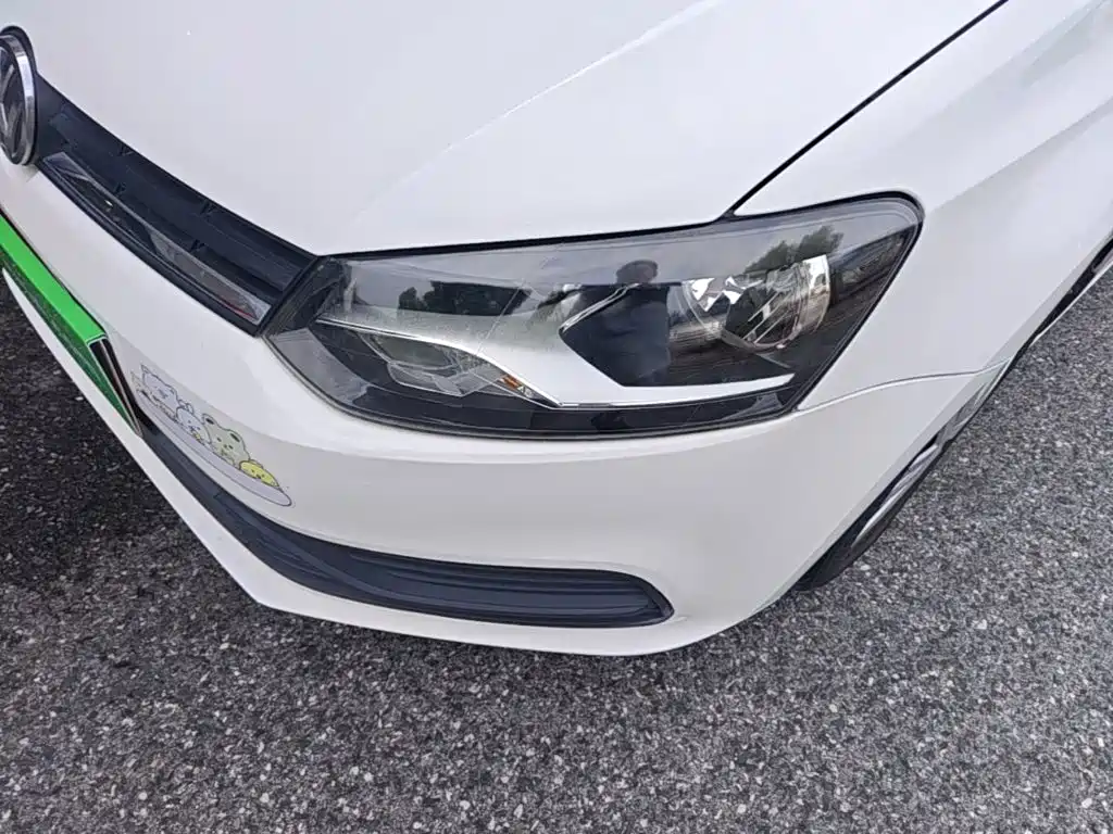 Volkswagen Polo 2018 — фото 24