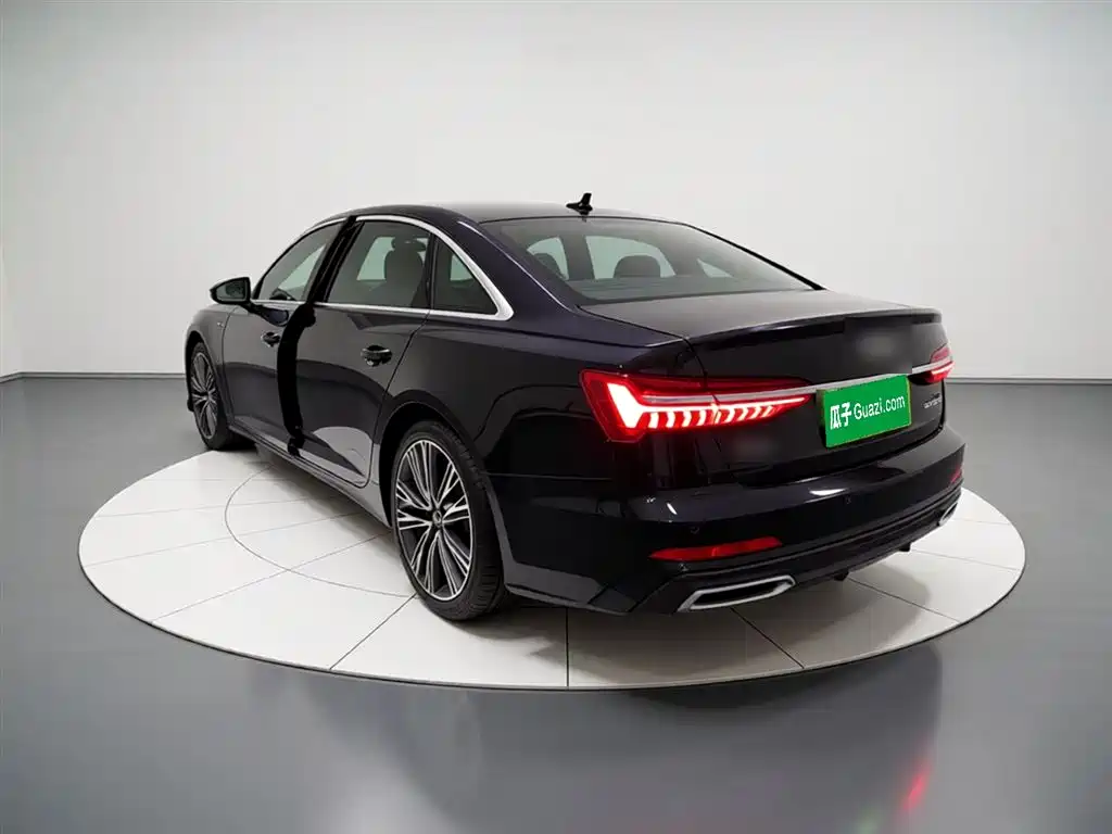 Audi A6L 2021