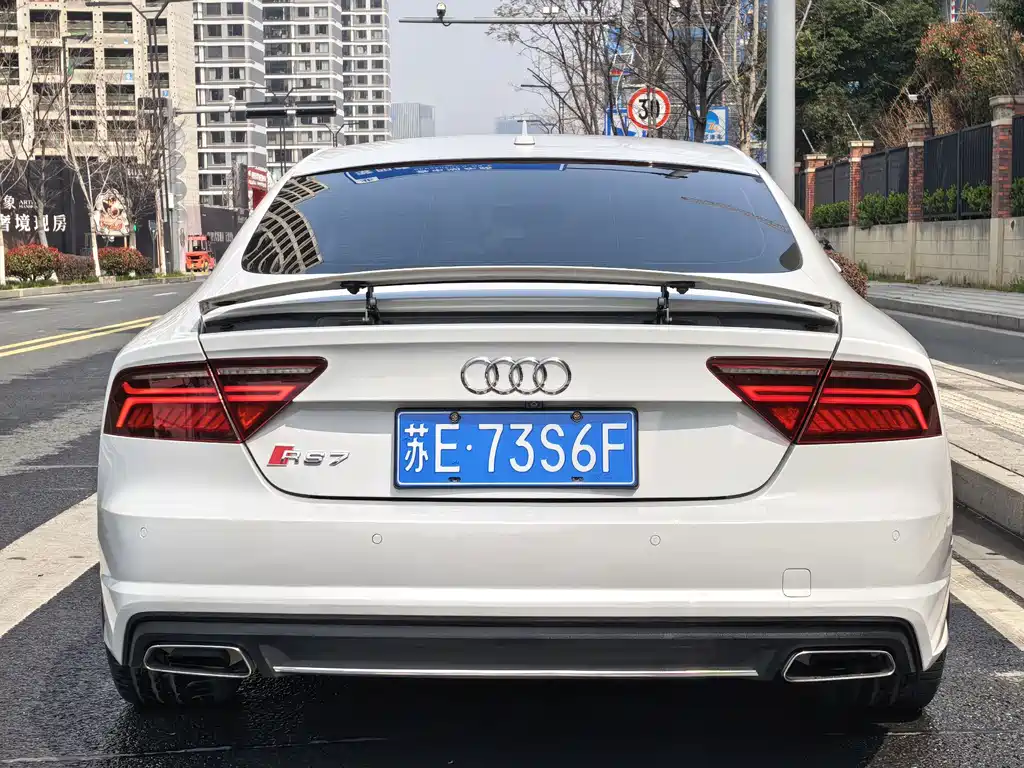 Audi A7 2017 — фото 14