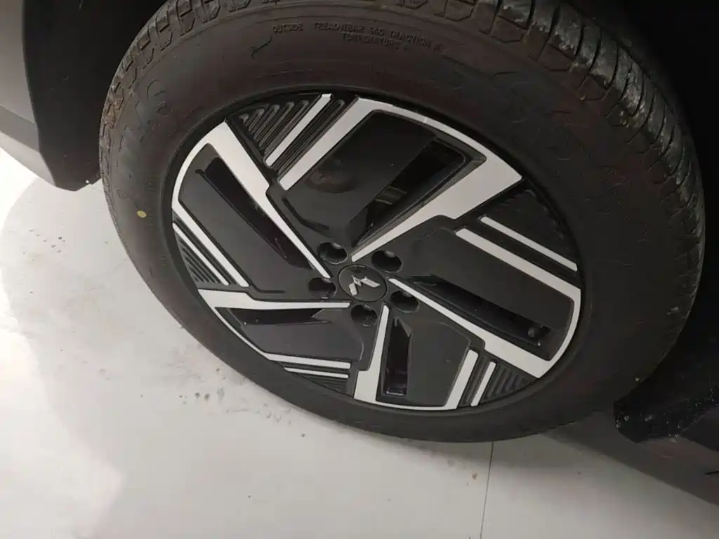 Wuling Starlight S 2025 — фото 23