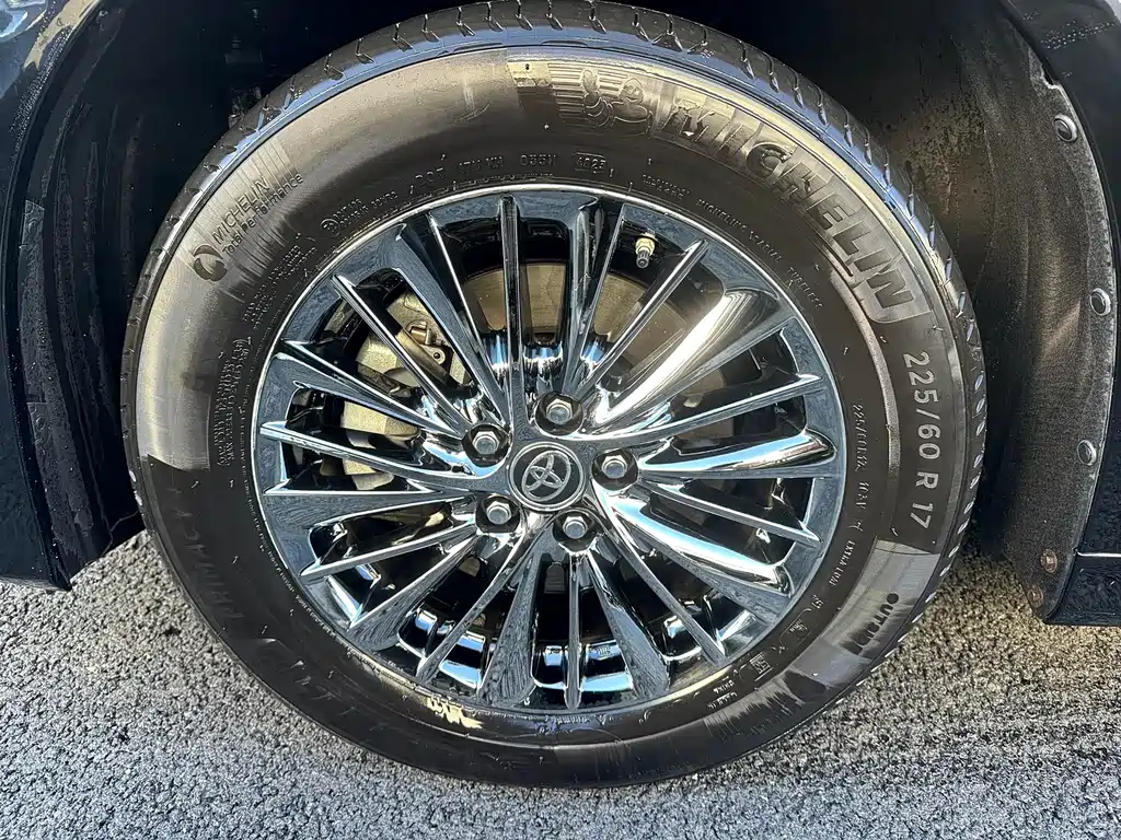 Toyota Alphard 2020 — фото 12