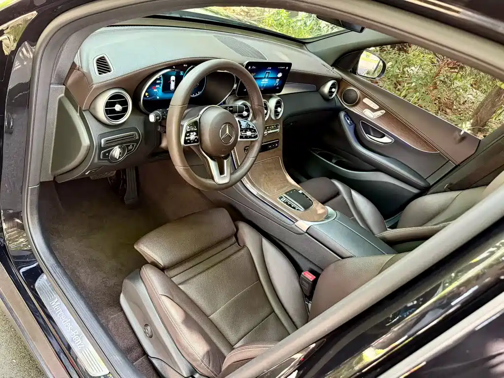 Mercedes-Benz GLC 2021