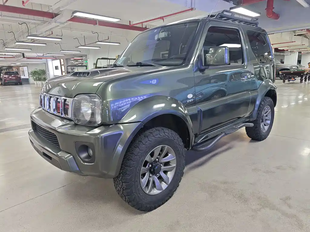 Suzuki Jimny 2018 — фото 1