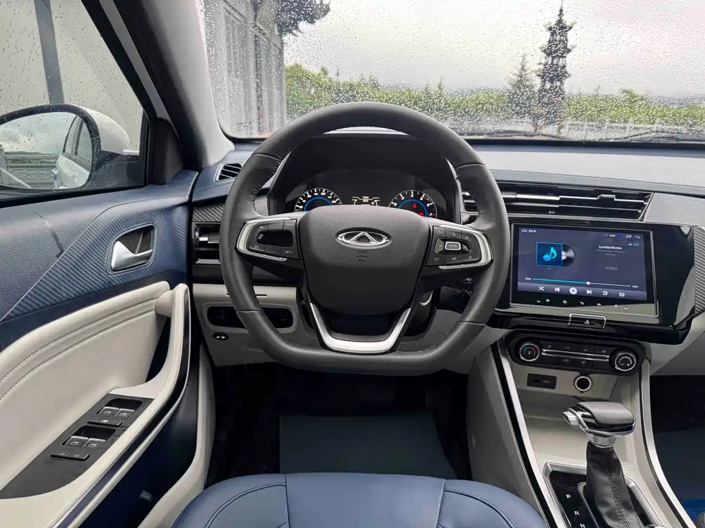 Chery Tiggo 3x 2023 — фото 16