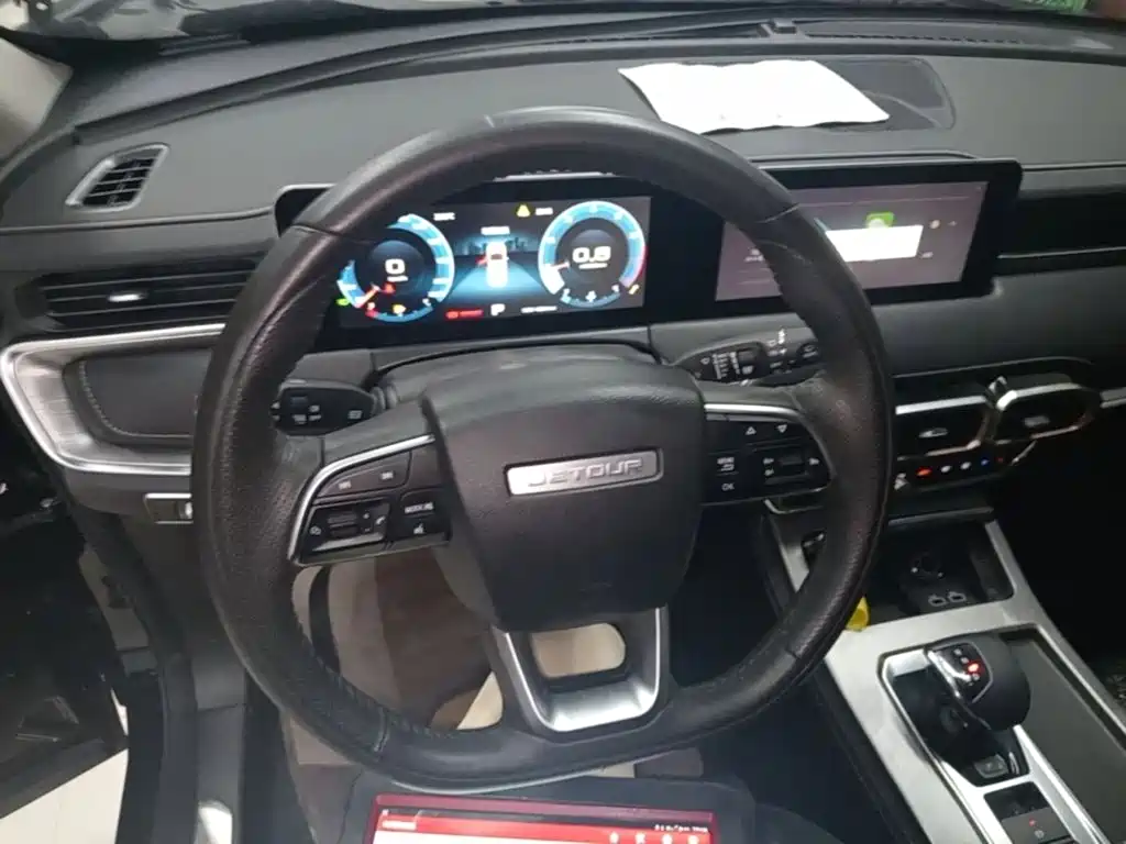 Jetour X70 PLUS 2023 — фото 11