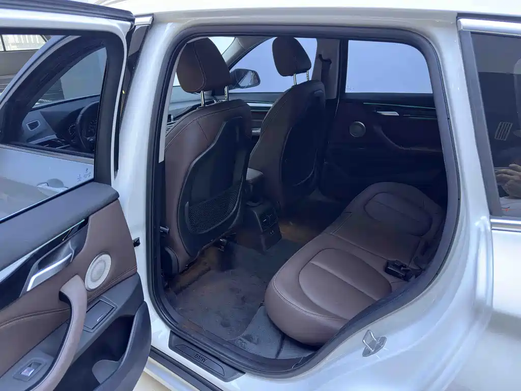 BMW X1 2022 — фото 17