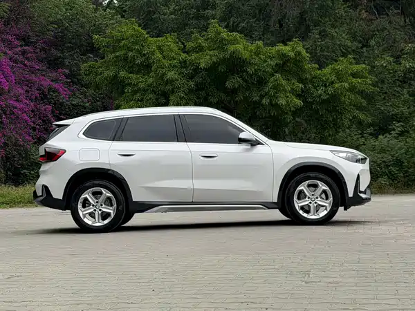 BMW X1 2023