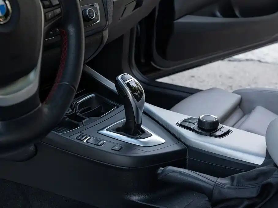 BMW 1 Series 2013 — фото 12