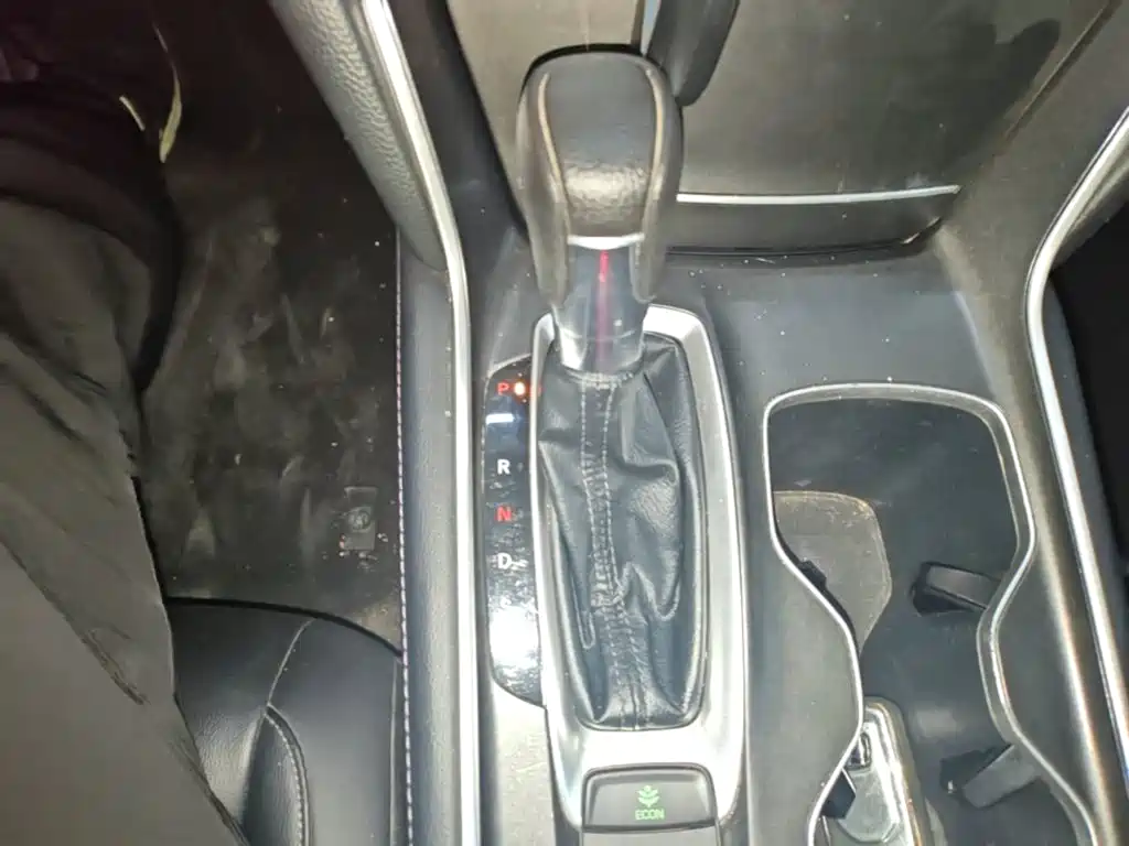 Honda Accord 2022 — фото 14