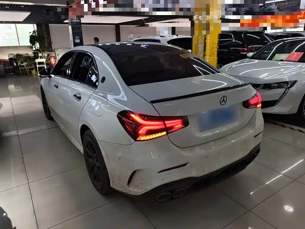 Mercedes-Benz A-Class 2023 — фото 5