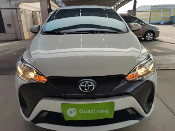 Toyota Yaris L 2021