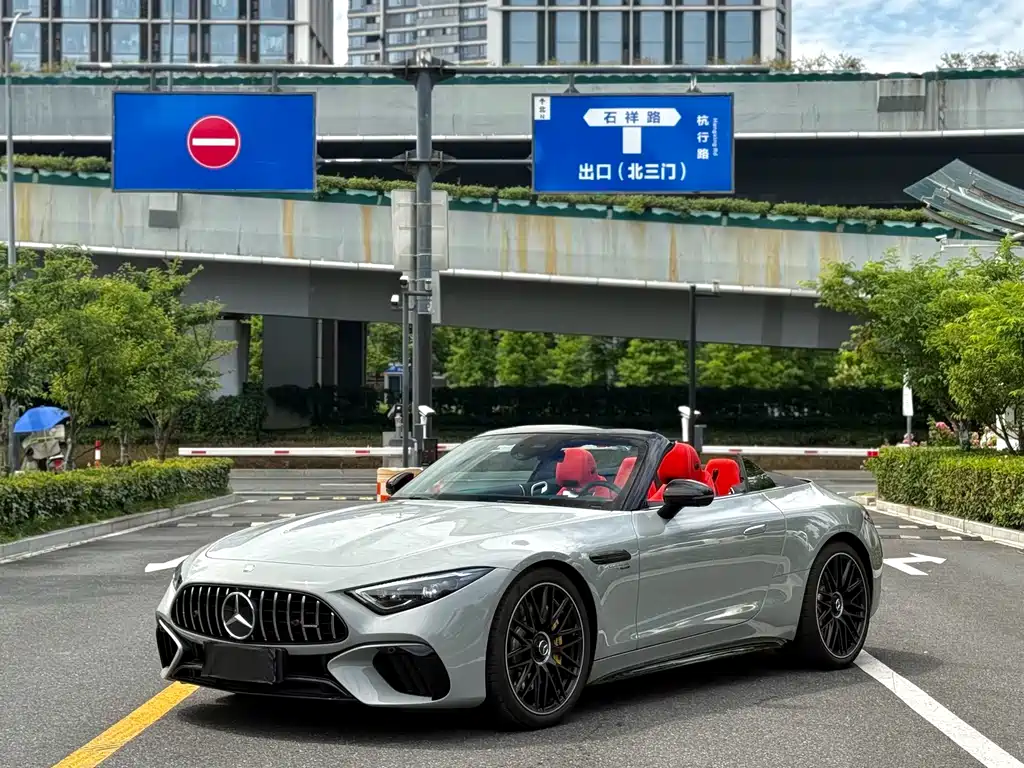 Mercedes-Benz SL-Class AMG 2025 — фото 3