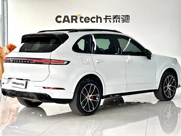 Porsche Cayenne 2011