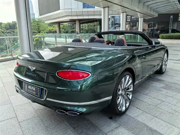 Bentley Continental 2022