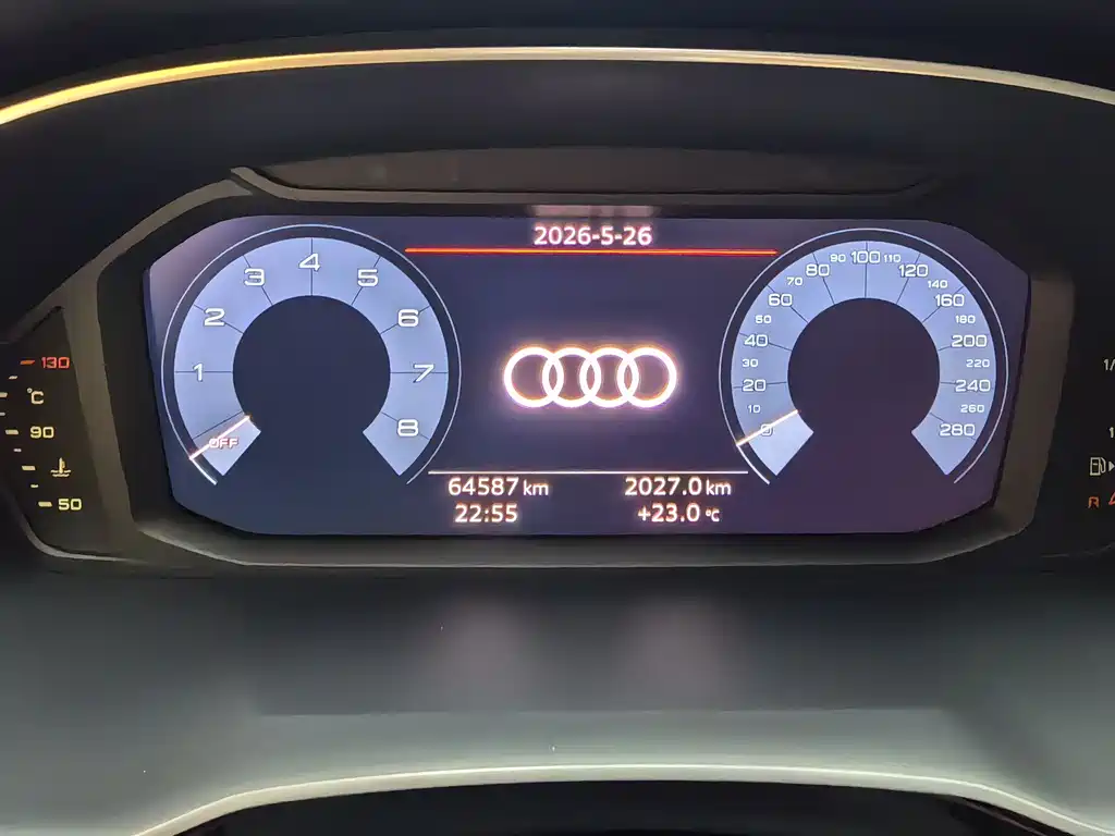 Audi Q3 2020 — фото 12