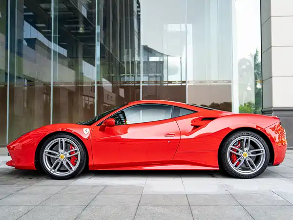 Ferrari 488 2018