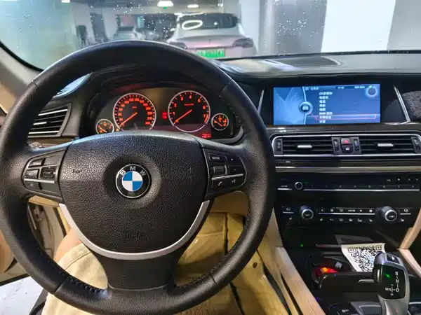 BMW 7 Series 2009