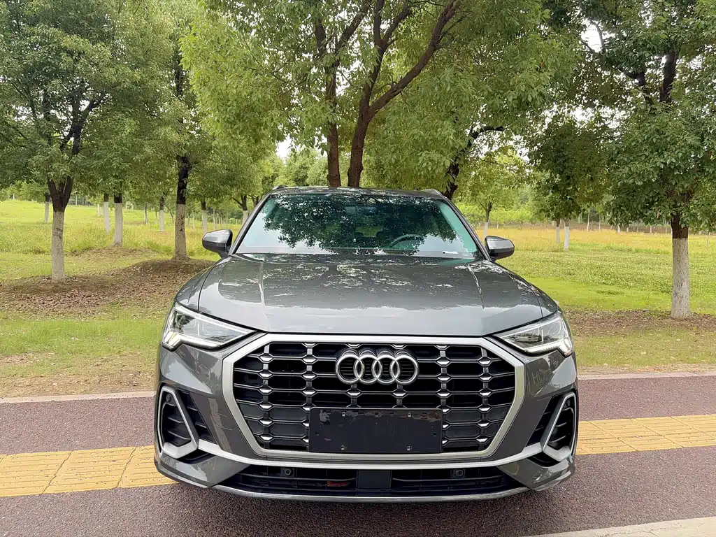 Audi Q3 2023 — фото 2