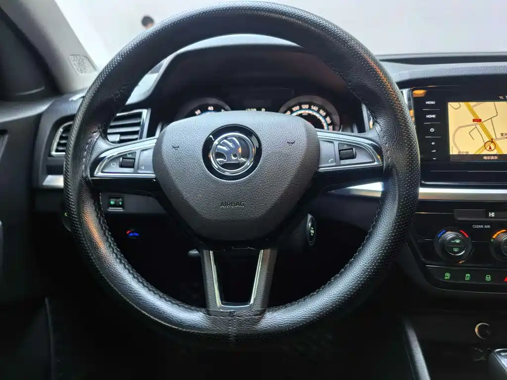 Skoda Kamiq 2022 — фото 10