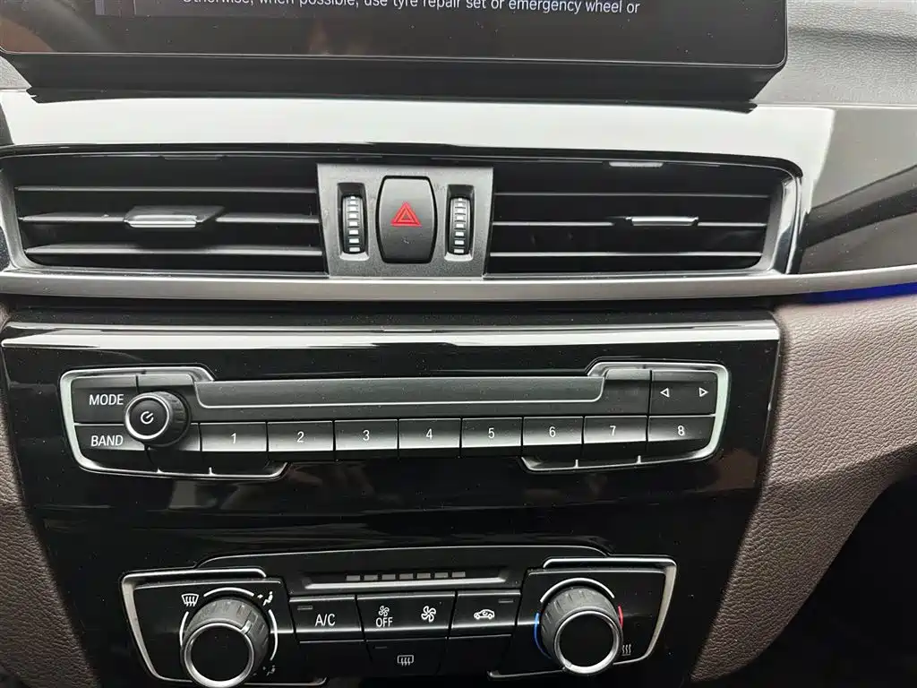 BMW X1 2021 — фото 15
