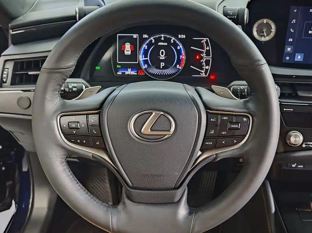 Lexus ES 2023 — фото 14