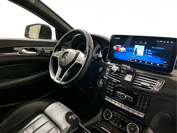 Mercedes-Benz CLS 2012