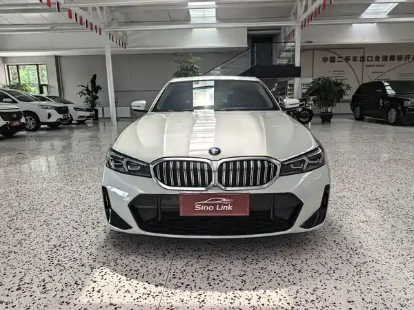 BMW 3 Series 2023