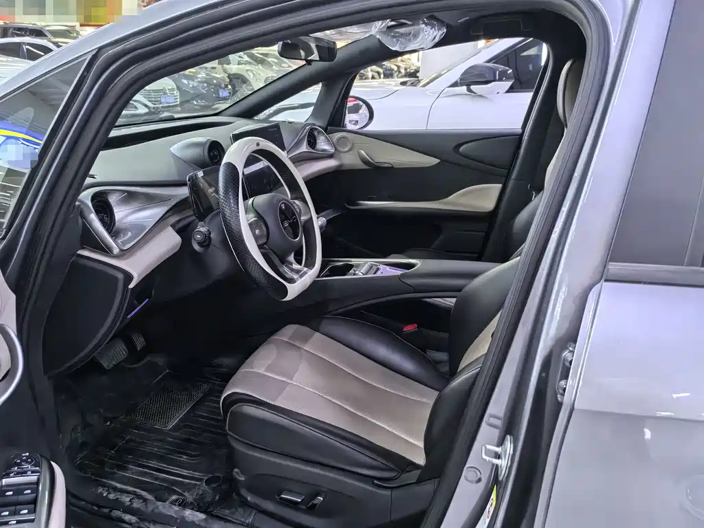BYD Dolphin 2023