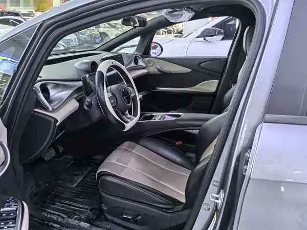 BYD Dolphin 2023
