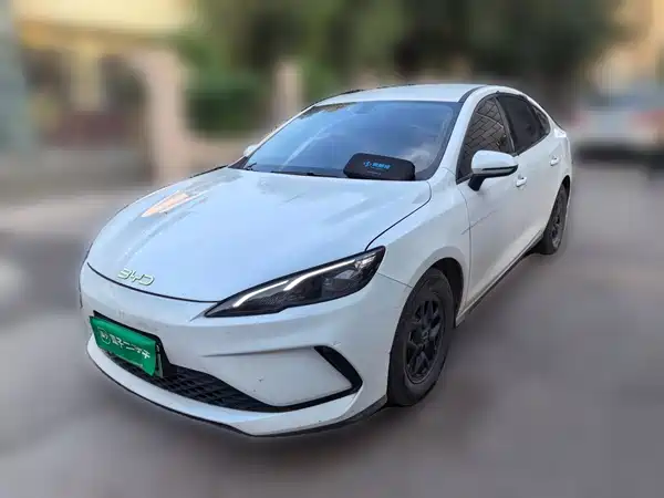 BYD Seal 05 DM-i 2025