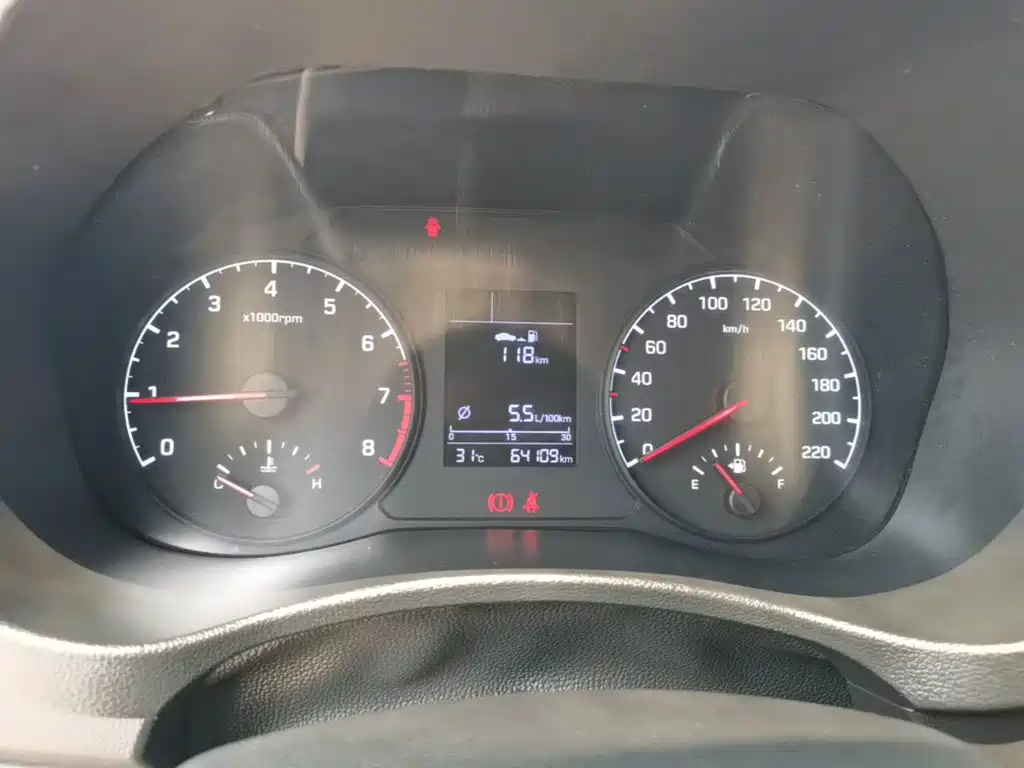 Hyundai Verna 2019 — фото 12