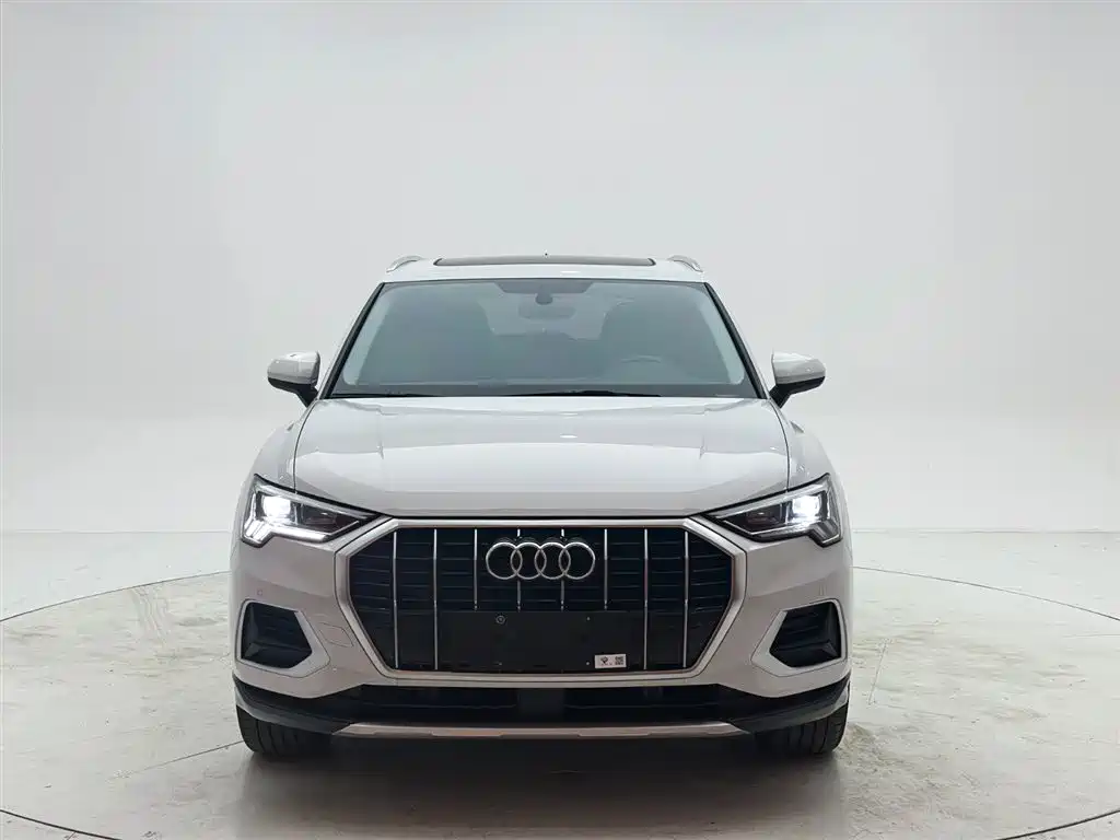 Audi Q3 2021 — фото 2