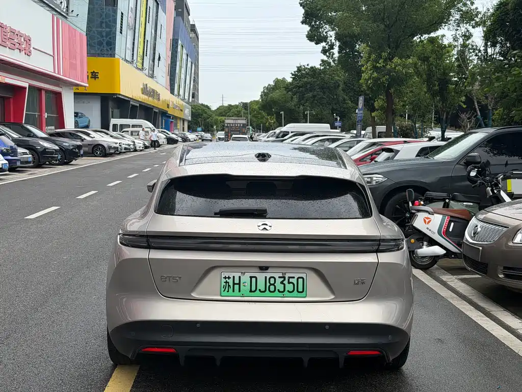 NIO ET5T 2024