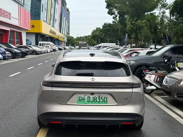 NIO ET5T 2024