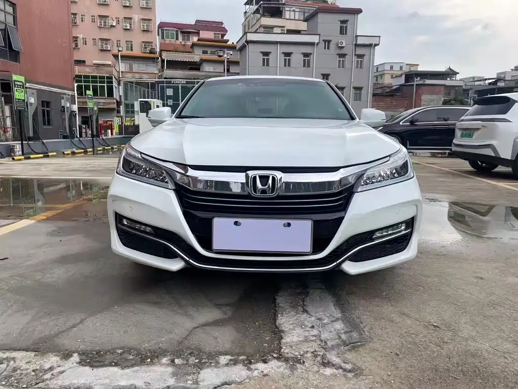 Honda Accord 2018 — фото 2