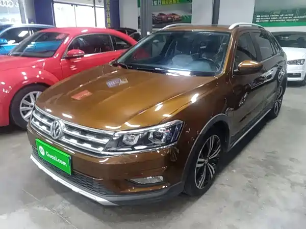 Volkswagen Cross Lavida 2017