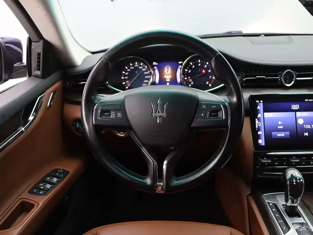 Maserati Quattroporte 2014 — фото 11