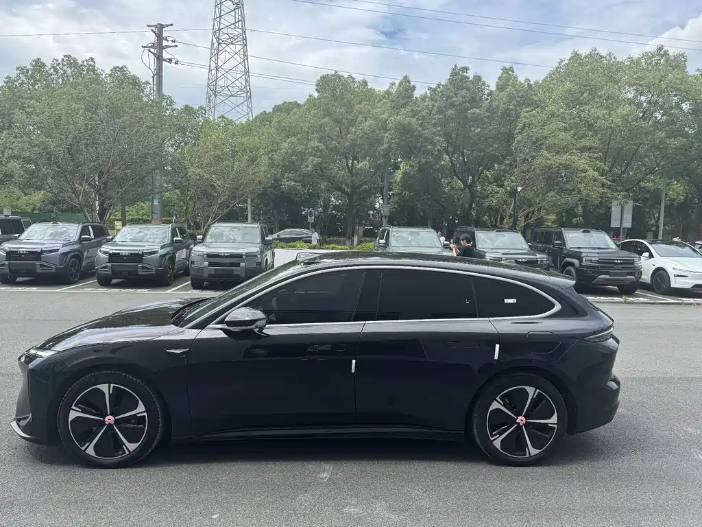NIO ET5T 2025