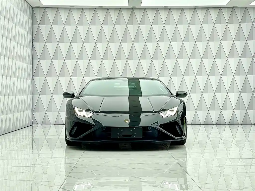Lamborghini Huracán 2021 — фото 2