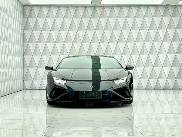 Lamborghini Huracan 2021