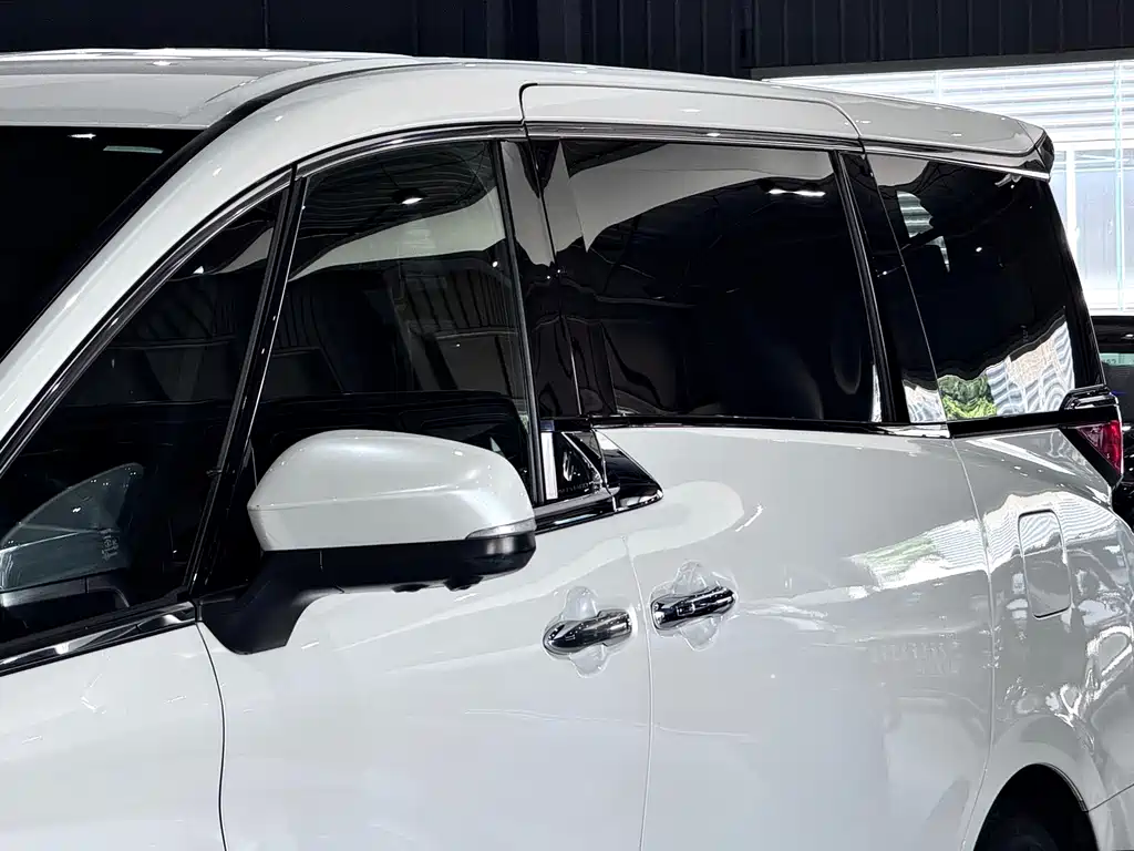 Toyota Alphard 2024 — фото 11