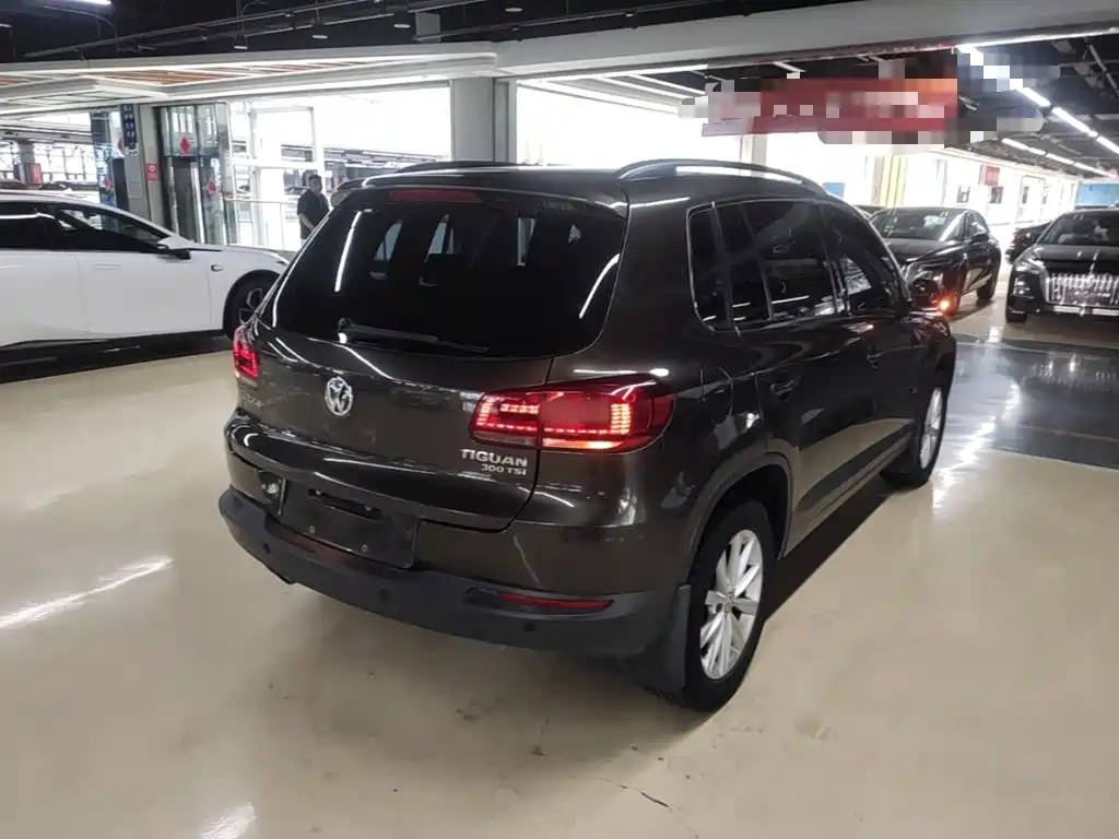 Volkswagen Tiguan 2017 — фото 7