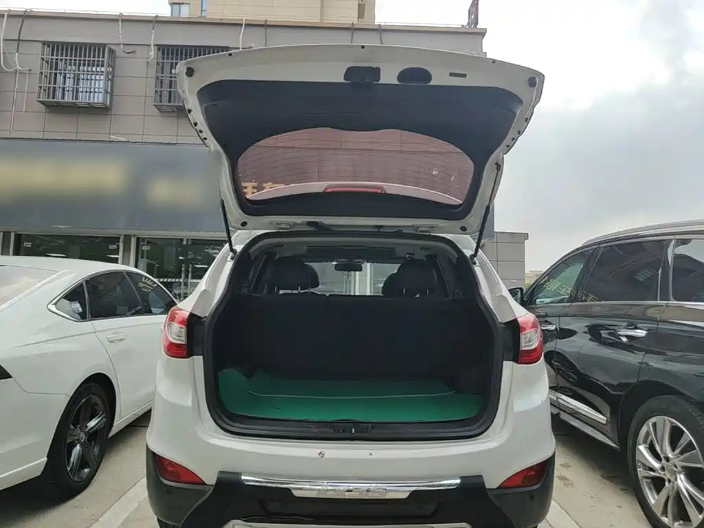 Hyundai ix35 2016 — фото 19