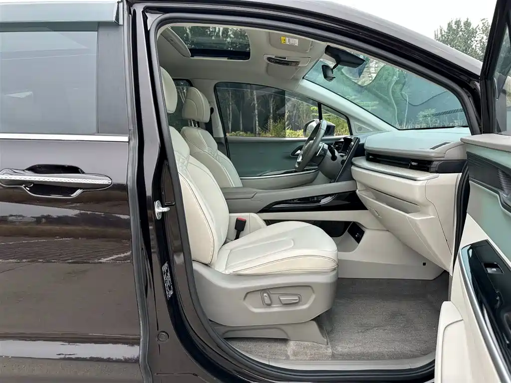 Hyundai Custo 2023 — фото 17