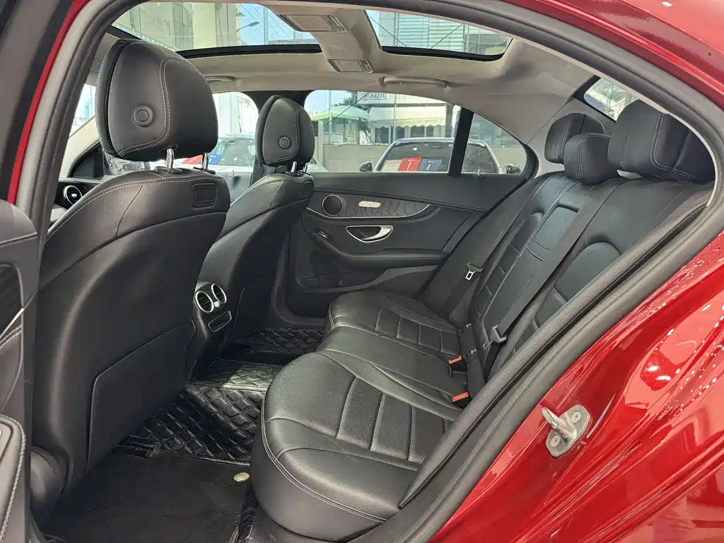 Mercedes-Benz C-Class 2018 — фото 12