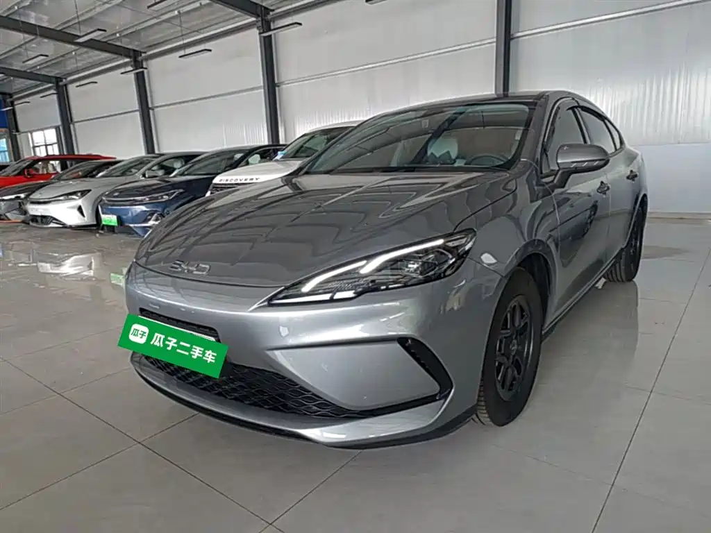 BYD Seal 05 DM-i 2025 — фото 1