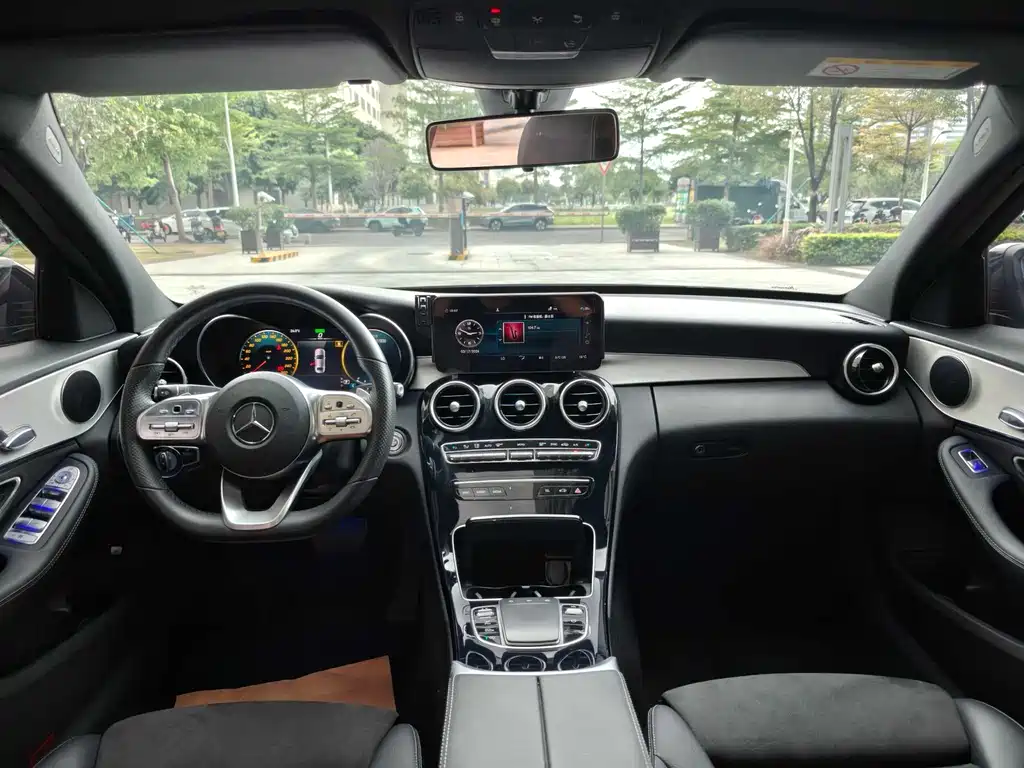 Mercedes-Benz C-Class 2020 — фото 12