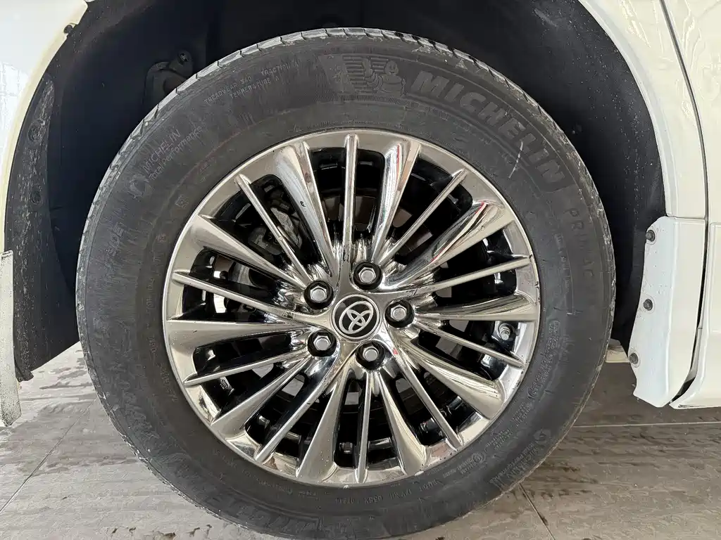 Toyota Vellfire 2021 — фото 20